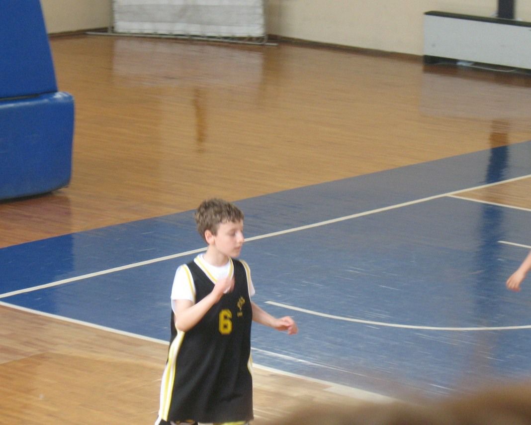 Basketball image 1